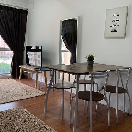 Menara Arina Uniti Apartment Kuala Lumpur Bagian luar foto