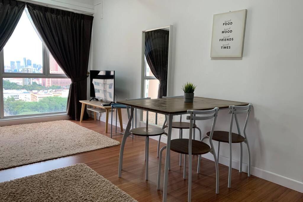 Menara Arina Uniti Apartment Kuala Lumpur Bagian luar foto